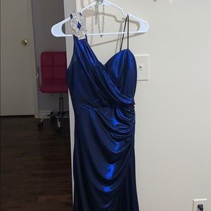 Blue xscape dress!!